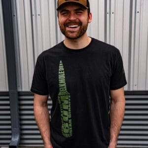 6 UM T-Shirt